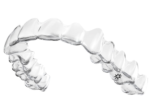 aligner-invisalign-raddrizzare-denti-storti